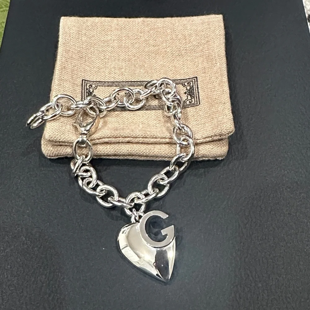 Gucci Sterling Silver Charlotte G Heart Chain Heart Chain Bracelet NIB - Picture 3 of 9